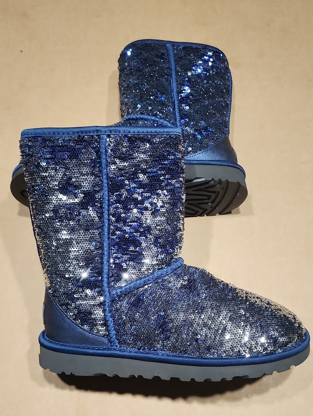 UGG Australia Classic Short Blue Sequin Textile Boot Sz 6